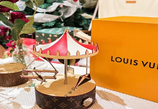 LV Music box