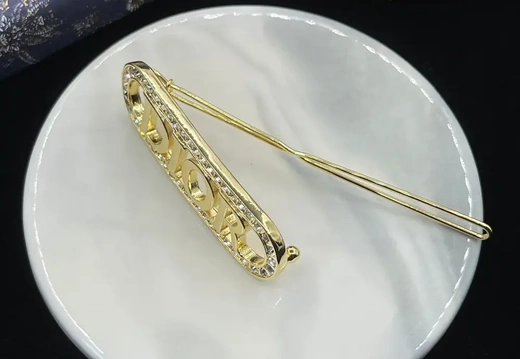 Brooch
