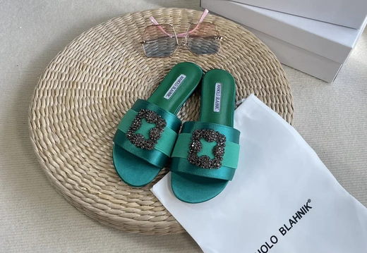 MANOLO BLAHNIK